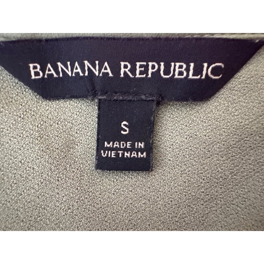 2/$30 Banana Republic Small Womens Sage Green V-Neck 3/4 Sleeve Blouse - Picture 4 of 11